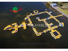Parco acquatico galleggiante gonfiabile