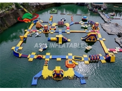 Parco acquatico gonfiabile